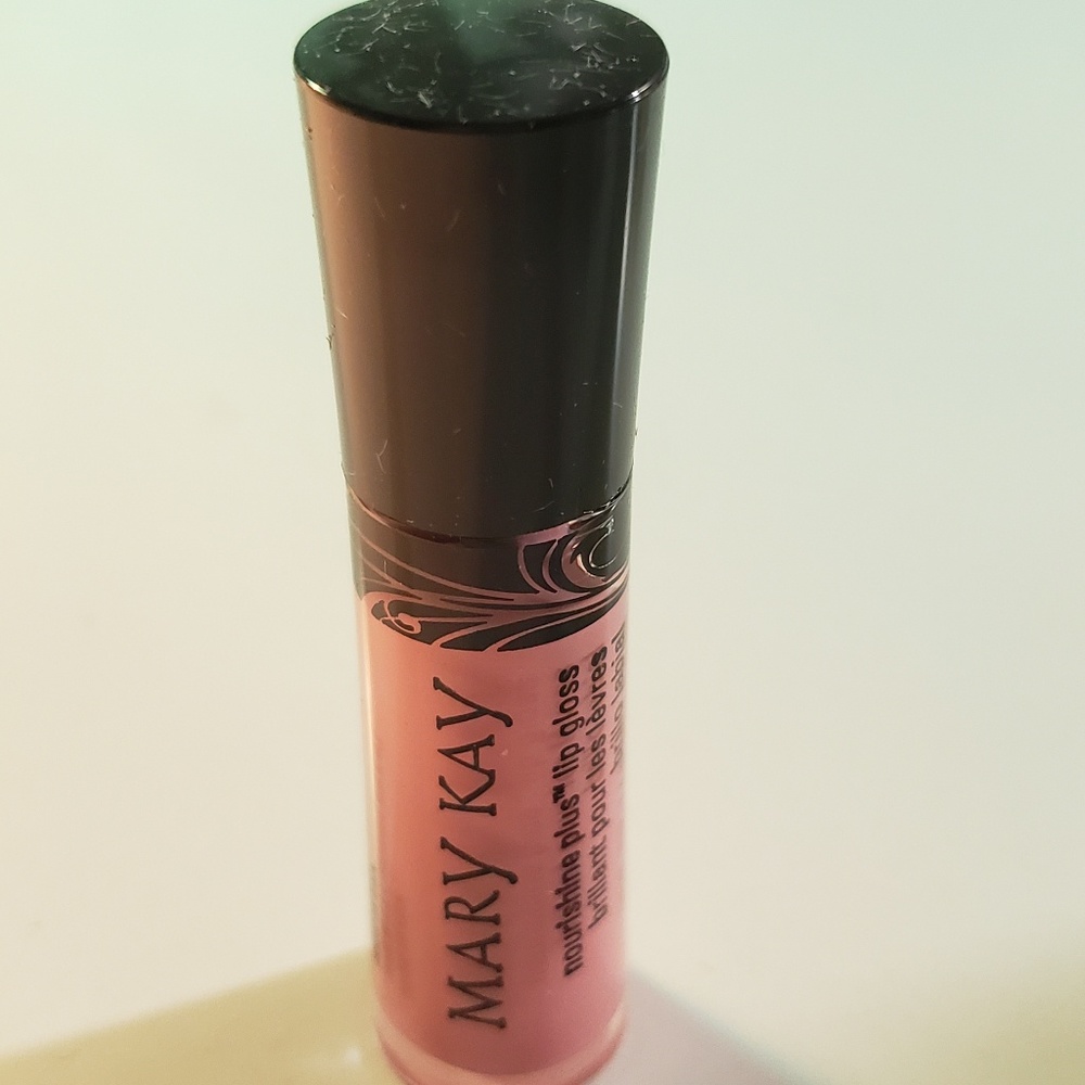 Mary Kay NouriShine lipgloss